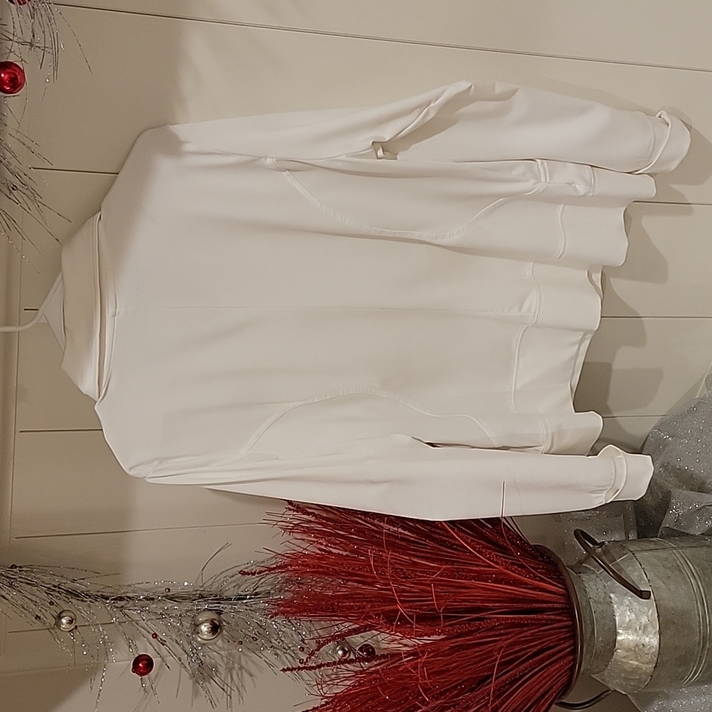 White activewear jacket - Picture 6 of 6